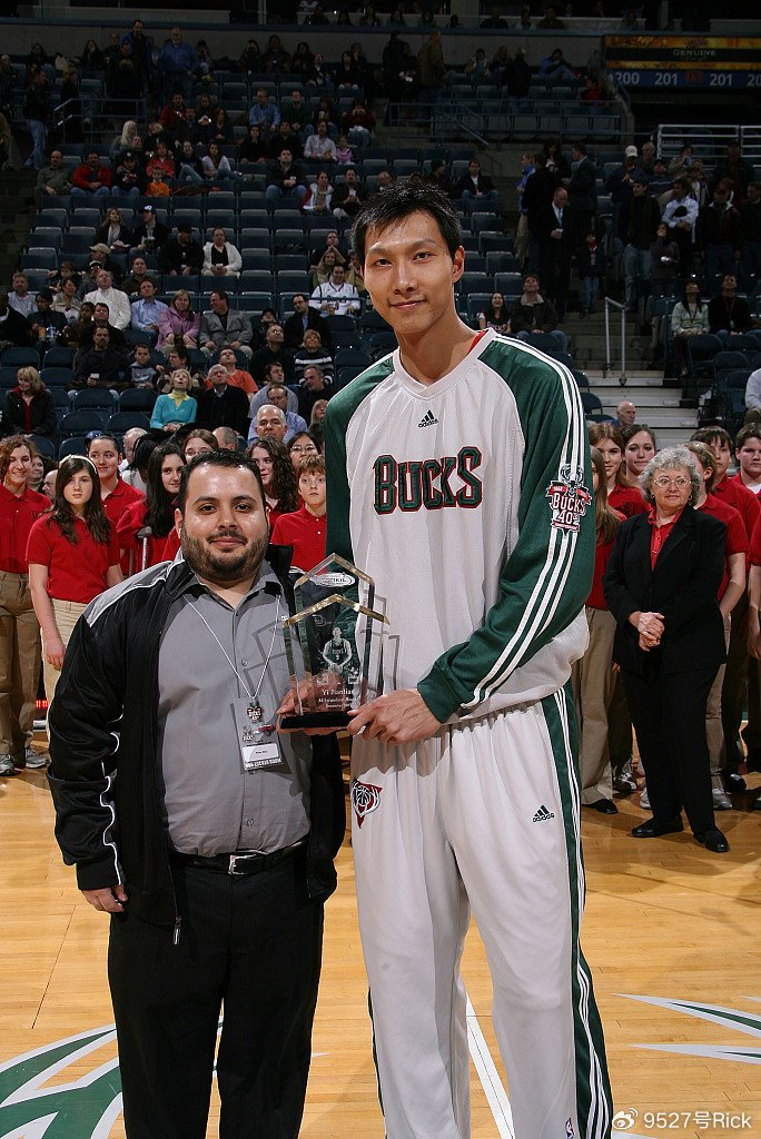 关于多特蒙德内部会议纪要流出——今夜再遭质疑，CBA季后赛使命明确，球探报告显示潜力的信息-开云体育入口